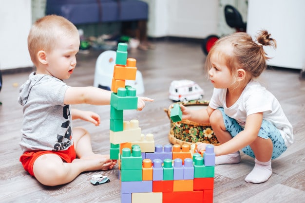 Une entrée en crèche, ça se prépare aussi bien pour l'enfant que pour le parent